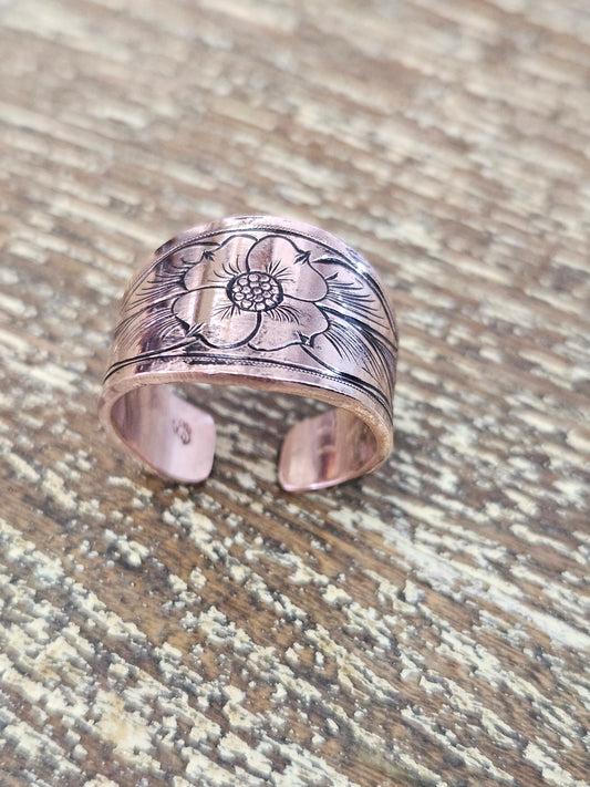 Bronc Halter Ring--Dogwood Pattern