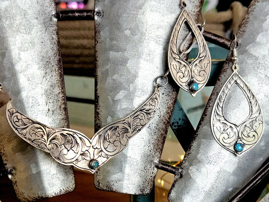 Hand Engraved Sterling and Kingman Turquoise Collar Necklace and Drop Earrings Set