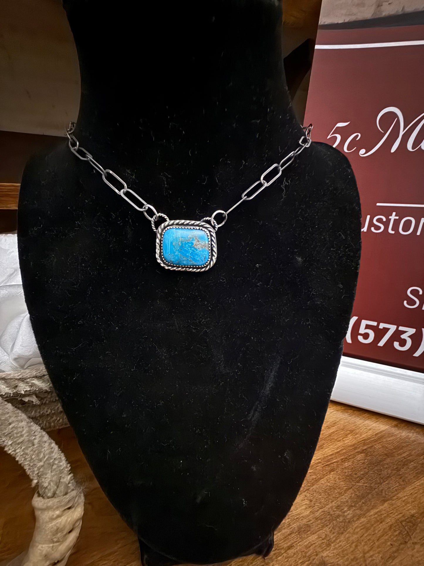 Kaolin Kingman Turquoise Mini Bar Necklace