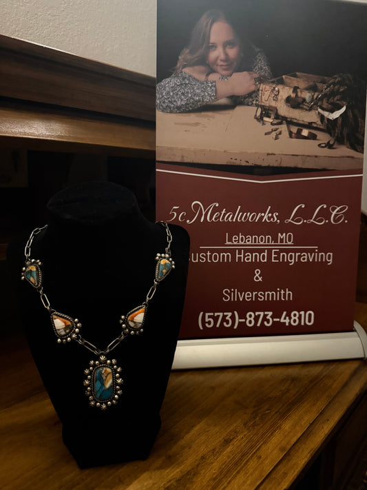 Spiny Oyster Statement Lariat