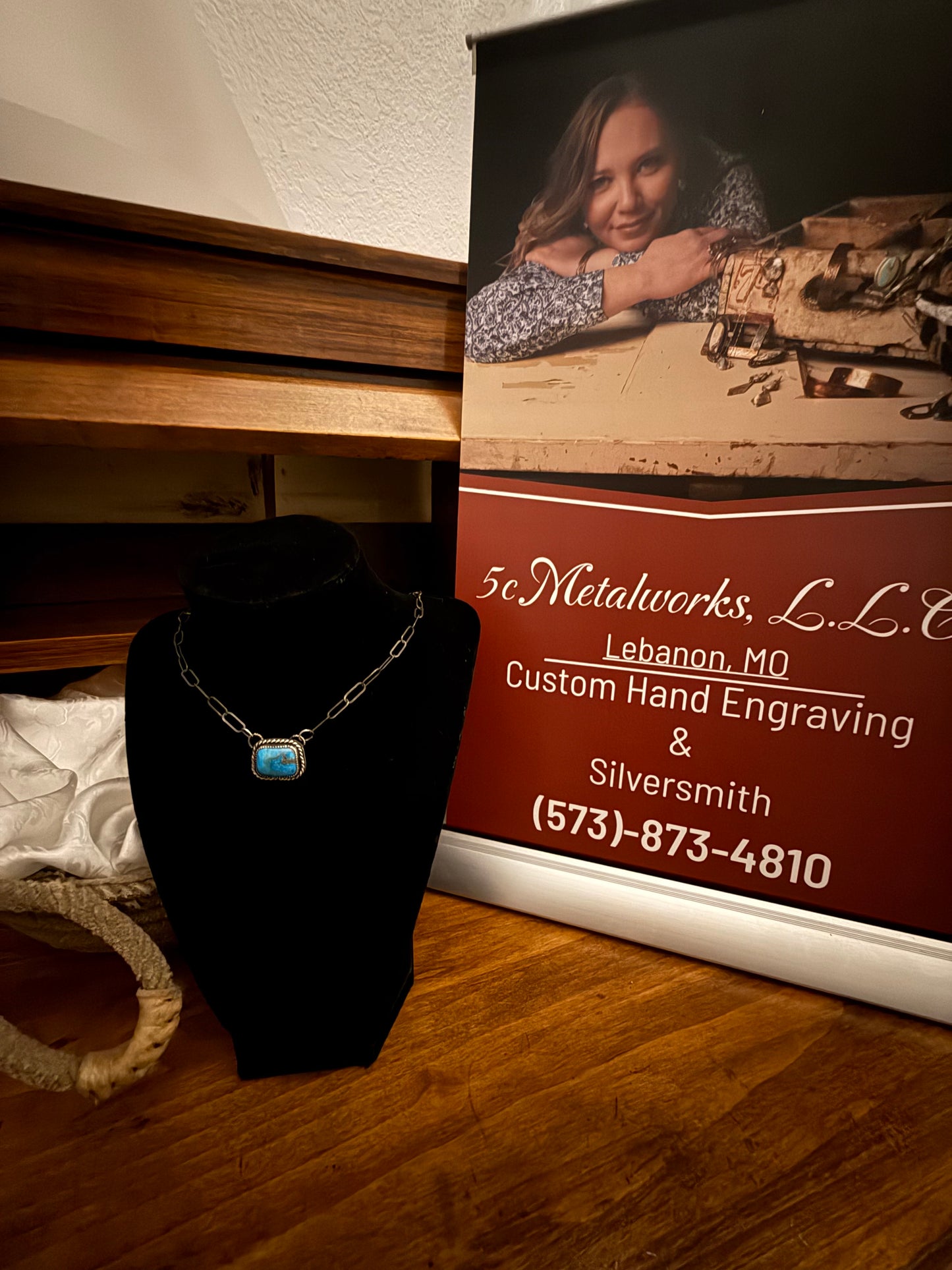 Kaolin Kingman Turquoise Mini Bar Necklace