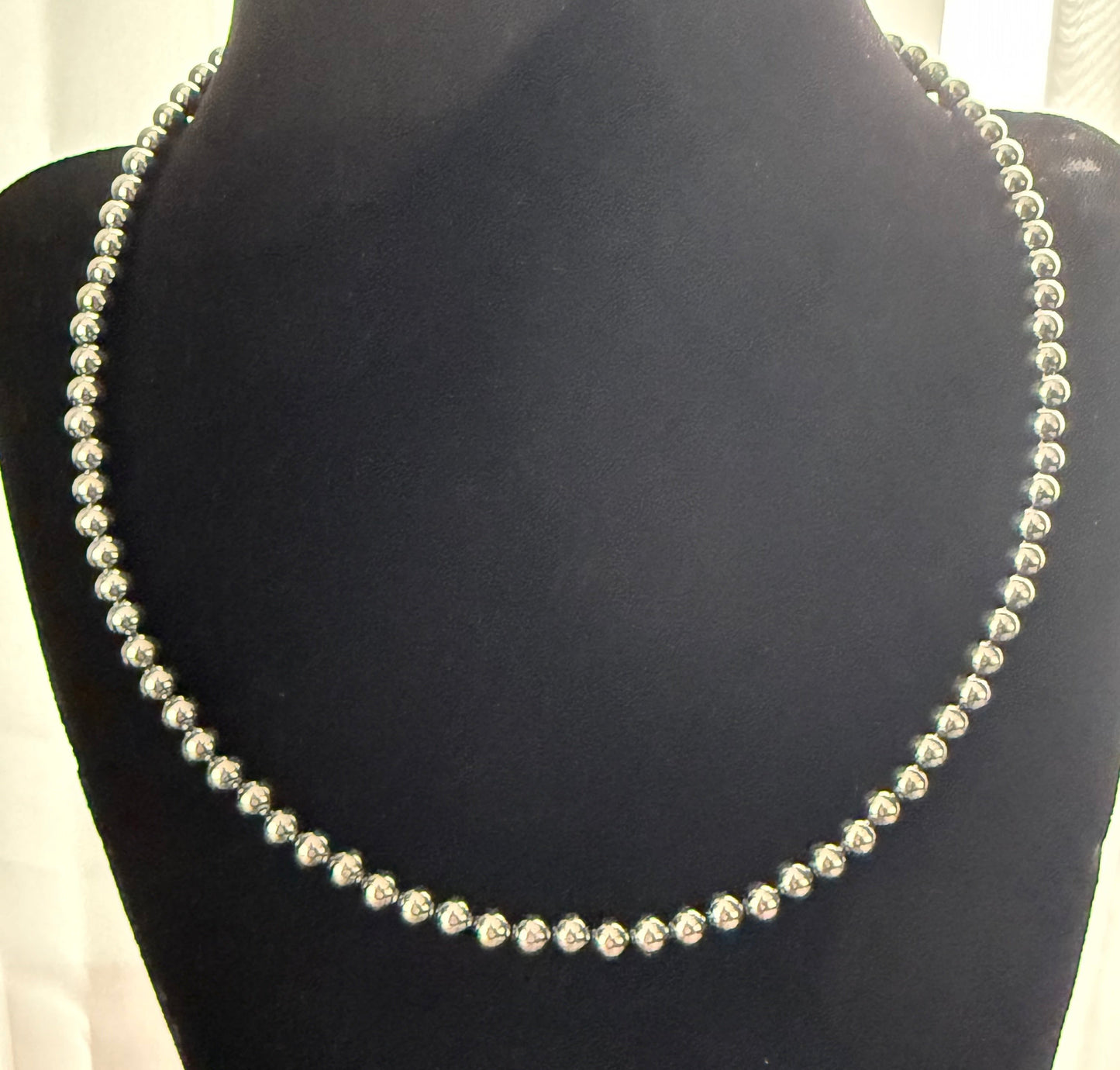 24-Inch 6mm Silver Pearl Strand