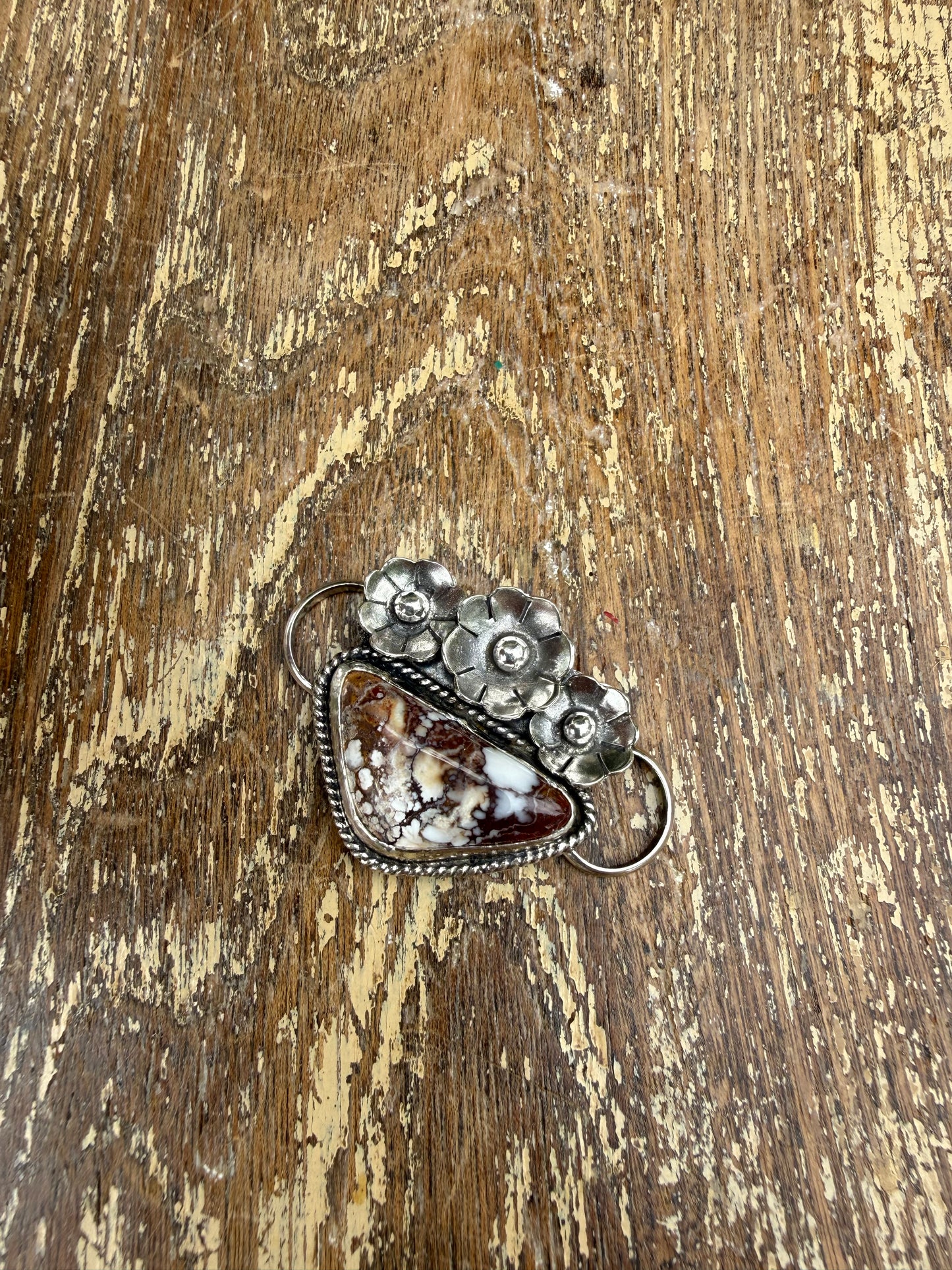 Wild Horse Twilly Slide with Flowers